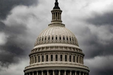 [Infographic] Mức độ gia tăng của trần nợ công tại Mỹ