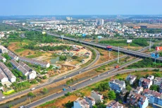 Giải ngân vốn đầu tư công đã khởi sắc và trở thành động lực phát triển cho nền kinh tế TP.HCM. Ảnh: Lê Tiên