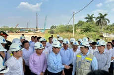 Phó Thủ tướng Trần Hồng Hà cùng Đoàn công tác kiểm tra tiến độ Dự án đường cao tốc Bến Lức - Long Thành