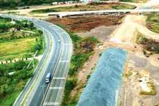 Các dự án giao thông đang bị chậm chủ yếu là do nguồn vật liệu đắp chưa đáp ứng yêu cầu. Ảnh chỉ mang tính minh họa