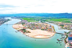 Gói thầu số 15 (TIIGP2-VIE-W04) Cải thiện tiếp cận đường bộ và đường sông Nhật Lệ - Long Đại (Quảng Bình) có giá dự toán 224,425 tỷ đồng. Ảnh: Lê Tiên