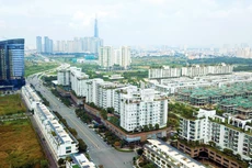 Theo thống kê, các doanh nghiệp bất động sản đã phát hành 215.000 tỷ đồng trái phiếu doanh nghiệp năm 2021 và 52.000 tỷ đồng trái phiếu doanh nghiệp năm 2022. Ảnh: Lê Tiên
