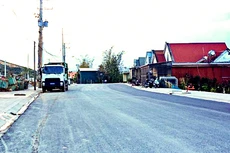 Liên danh Thành An - Nam Long mới hoàn thành khoảng một nửa khối lượng hợp đồng Gói thầu số 02 thuộc Dự án Nâng cấp, mở rộng đường 19/5, thị trấn Lạc Dương, tỉnh Lâm Đồng. Ảnh: C. Thanh