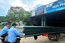 Việc xây dựng Nghị định về hộ kinh doanh nhằm tạo lập môi trường thuận lợi để các cá nhân, hộ gia đình thực hiện hoạt động sản xuất, kinh doanh. Ảnh: Nguyễn Huế