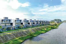 Villa 7 sao One River - tinh hoa độc bản bên dòng sông Cổ Cò do Regal Group đầu tư, phát triển