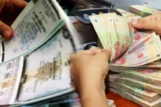 Lãi suất huy động TPCP qua đấu thầu tại HNX tiếp tục giảm