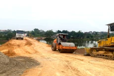 Theo Sở Kế hoạch và Đầu tư tỉnh An Giang, giá trị giải ngân vốn đầu tư công 4 tháng đầu năm 2023 ước đạt 845 tỷ đồng, bằng 11,05% kế hoạch vốn. Ảnh minh họa: Tiên Giang