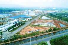 Những quy định mới tại Luật Đấu thầu (sửa đổi) giúp các địa phương thuận lợi hơn trong công tác lựa chọn nhà đầu tư thực hiện dự án đầu tư xây dựng chợ, trung tâm thương mại, siêu thị, trung tâm logistics, hạ tầng khu công nghiệp, khu công viên giải trí… Ảnh: Lê Tiên