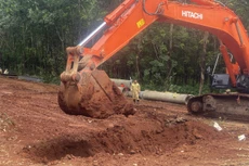Nhiều địa phương gặp khó khăn trong việc bố trí vốn cho các dự án giao thông trọng điểm. Ảnh: Ngọc Tuấn