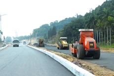 Công ty CP Vật tư Thiết bị và Xây dựng công trình 624 đang thi công nhiều gói thầu giao thông lớn trúng thầu cuối năm 2022. Ảnh minh họa: Nhã Chi