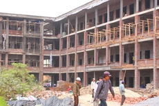 Công ty TNHH Hiệp Hòa Phát được ghi nhận thường xuyên trúng các gói thầu xây lắp trên địa bàn tỉnh Kon Tum. Ảnh minh họa: Nhã Chi