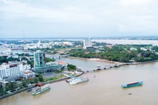 Chiến lược phát triển không gian của TP. Cần Thơ đảm bảo phân vùng mang đậm bản sắc sông nước và kết nối vùng, chú trọng phát triển đô thị ven sông. Ảnh: Lê Tiên