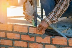 Hai gói thầu xây lắp thuộc Dự án Doanh trại Ban Chỉ huy quân sự huyện Ninh Giang, tỉnh Hải Dương đã chọn được nhà thầu. Ảnh minh họa: St