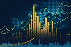 Tháng 7, giá trị giao dịch bình quân phiên trên HOSE tăng 8,17%