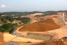 Theo Bộ Nông nghiệp và Phát triển nông thôn, 3 dự án hồ chứa nước do Bộ quản lý còn hàng loạt vướng mắc chưa được tháo gỡ. Ảnh: Hồng Thái