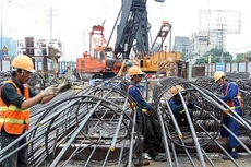 Triển vọng ngành xây dựng năm 2023: Điểm sáng từ khu vực hạ tầng và công nghiệp