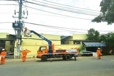 EVNHCMC tăng cường kiểm tra, rà soát toàn bộ lưới điện, nhất là các khu vực dễ bị ảnh hưởng bởi thời tiết cực đoan để kịp thời xử lý