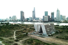 Việc doanh nghiệp trúng đấu giá đất Thủ Thiêm với giá cao rồi bỏ cọc đặt ra vấn đề phải sửa đổi các quy định liên quan đến đấu giá tài sản. Ảnh: Lê Tiên