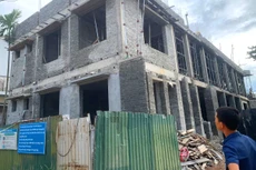 Một số dự án lĩnh vực y tế sử dụng nguồn vốn hỗ trợ từ Chương trình Phục hồi và phát triển kinh tế - xã hội đến nay chưa lựa chọn nhà thầu xây lắp. Ảnh minh họa: Nhã Chi