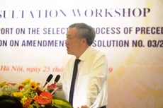 Chánh án Tòa án nhân dân tối cao Nguyễn Hòa Bình phát biểu tiếp thu ý kiến tại Hội thảo. Ảnh Trần Nam