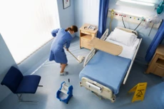 Gói thầu: Dịch vụ vệ sinh cho Bệnh viện Đa khoa huyện Quan Hóa