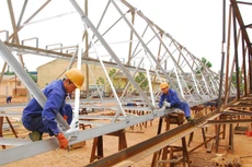 Để phát triển thị trường lao động, cạnh tranh cần chú trọng đào tạo, nâng cao chất lượng nguồn nhân lực gắn với chuyển đổi nghề nghiệp và cơ cấu lại nền kinh tế. Ảnh: Nhã Chi