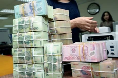 Bộ Tài chính ủng hộ các gói kích cầu để thúc đẩy kinh tế phát triển, sau đó quay trở lại thu ngân sách và sẽ giảm bội chi trong các năm sau. Ảnh: Lê Tiên