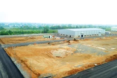 Khi lựa chọn nhà đầu tư dự án có sử dụng đất, nếu chỉ có chỉ có 1 nhà đầu tư đáp ứng sơ bộ năng lực, kinh nghiệm thì chuyển sang thủ tục chấp thuận đầu tư. Ảnh: Lê Tiên