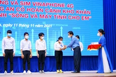 VNPT đang triển khai hỗ trợ 37.000 máy tính bảng trong Chương trình “Sóng và máy tính cho em”