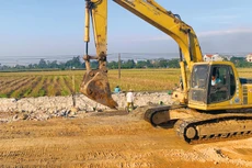 Trong khoảng 5 năm trở lại đây, Công ty TNHH Xây dựng và Thương mại Hoàng Mạnh được công bố trúng 90 gói thầu trên địa bàn tỉnh Lâm Đồng. Ảnh minh họa: Tiên Giang