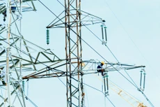 Nhiều doanh nghiệp Nhật Bản muốn đầu tư vào lĩnh vực truyền tải điện và năng lượng tái tạo . Ảnh: Nguyễn Thế Anh