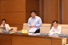 Bộ trưởng Bộ Kế hoạch và Đầu tư Nguyễn Chí Dũng đưa ra các
kiến nghị với Quốc hội nhằm phát huy lợi ích của các hiệp định thương mại tự do.
Ảnh: Thanh Tâm