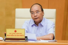 Thủ tướng Nguyễn Xuân Phúc phát biểu tại cuộc họp - Ảnh: VGP/Quang Hiếu