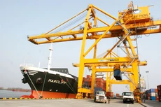 Tổng trị giá xuất nhập khẩu của cả nước 7 tháng đầu năm 2020 đạt 286,82 tỷ USD, giảm 0,8% so với cùng kỳ năm 2019. Ảnh: Tường Lâm