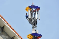 Suy giảm đầu tư trong lĩnh vực xây lắp viễn thông và cạnh tranh ngày càng khốc liệt khiến số lượng hợp đồng của Telcom sụt giảm mạnh. Ảnh: Lê Tiên