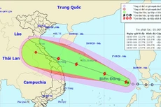 Vị trí và hướng di chuyển của bão số 5. (Ảnh: NCHMF).