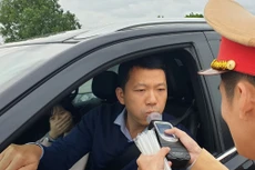 Đơn vị tư vấn đấu thầu nhầm vai khiến việc mua sắm thiết bị nghiệp vụ cho cảnh sát giao thông trật tự của Quận 11, TP.HCM bị ách tắc. Ảnh minh họa: St