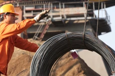 Nhu cầu thép trong nửa cuối năm 2020 dự báo tăng 4 - 5% so với cùng kỳ năm trước. Ảnh: Lê Tiên