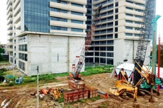 Các địa phương cần chủ động bố trí vốn, lựa chọn các dự án
phù hợp với quy hoạch, có tính kết nối, có hiệu quả và ý nghĩa thúc đẩy phát triển
kinh tế - xã hội nhanh, bền vững. Ảnh: Lê Tiên