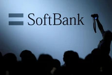 SoftBank bị "thổi bay" 17 tỷ USD vốn hóa sau 3 phiên