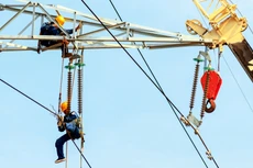 Việc khuyến khích tư nhân đầu tư vào năng lượng không chỉ
đáp ứng nhu cầu trong nước mà còn tính đến xuất khẩu sang các quốc gia khác. Ảnh: Thế Anh