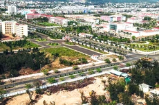 Tài sản bán đấu giá là quyền sử dụng đất ở thuộc Dự án Khu dân cư đô thị liền kề phía Bắc đường Trần Phú, TP. Tuy Hòa (đợt 1 - giai đoạn 1) với 158 lô đất có tổng diện tích 21.187,5 m2. Ảnh: Quỳnh Trân