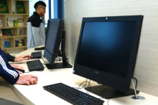 Công ty TNHH Thương mại và Kỹ thuật Viễn Đông từng trúng 2
gói thầu cung cấp máy móc, thiết bị điện tử, tin học cho các cơ quan, đơn vị
thuộc tỉnh Lâm Đồng theo phương thức mua sắm tập trung. Ảnh: Lê Tiên