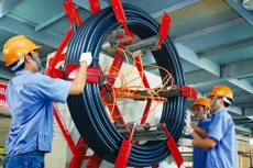 Doanh nghiệp đề xuất Thủ tướng Chính phủ tiếp tục thực hiện gói hỗ trợ đảm bảo an sinh xã hội dành cho người lao động. Ảnh: Lê Tiên