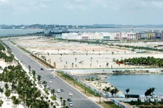 Quảng Ninh sẽ đấu giá quyền sử dụng đất, quyền thuê đất có diện tích 322.364,4m2 để thực hiện Dự án Khu di lịch, dịch vụ và đô thị ven biển (khu A) tại phường Quang Hanh, TP. Cẩm Phả. Ảnh minh họa: Hồng Thái