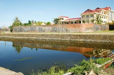 Tỷ lệ giảm giá của Liên danh Vinaconex - UDCC tại Gói thầu
DH-1.7 là 45,1% và tại Gói thầu DH-1.8 là 41,7%. Ảnh: Lê Tiên