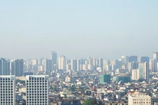 Một góc Hà Nội với rất nhiều tòa nhà chung cư, cao tầng.