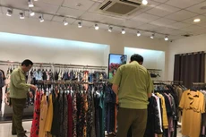 Cơ quan quản lý thị trường kiểm tra hệ thống cửa hàng Seven.Am.