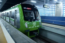 Tàu điện tuyến Cát Linh - Hà Đông chạy thử để nghiệm thu ngày 29/10. 