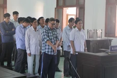 Các bị cáo nghe tòa tuyên án